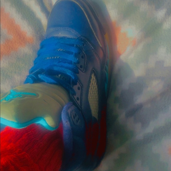 Retro 5 per-grape hornets - Picture 1 of 3
